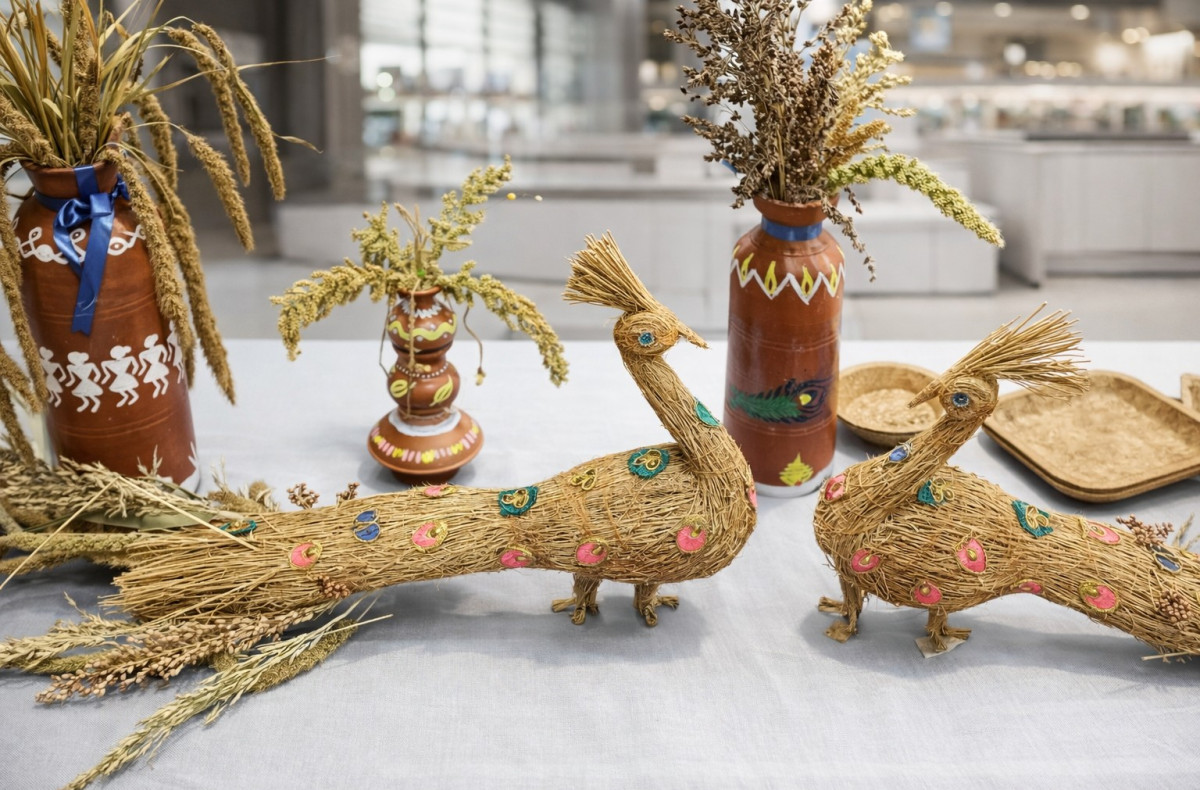 Creative handicraft and eco-friendly plates and bowl made using millet plants.